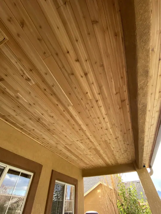 Screens, signs & ceilings